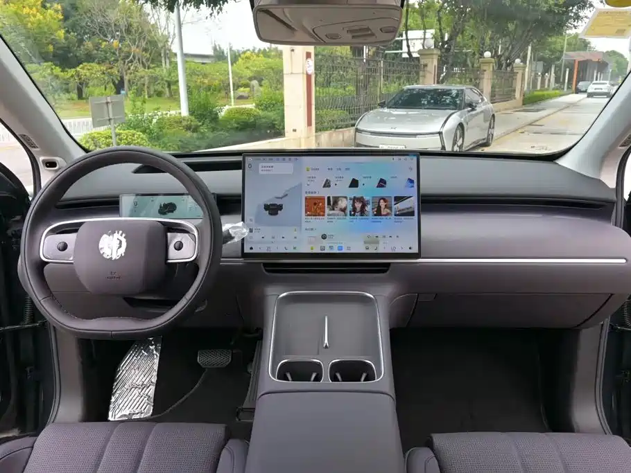 Leapmotor Leapmotor C10 — миниатюра 4