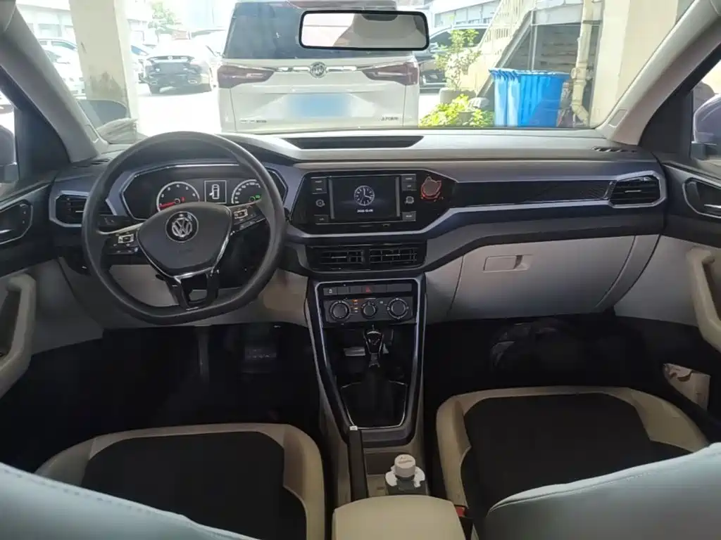 Volkswagen T-Cross — миниатюра 10