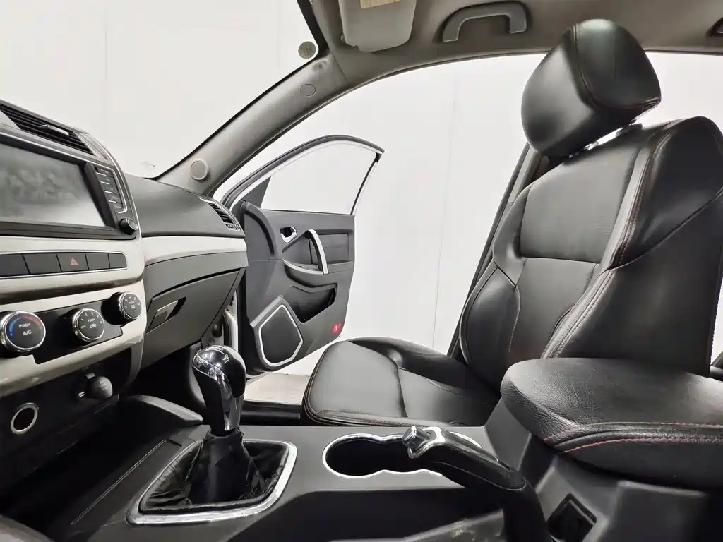 GEELY AUTOMOBILE GEELY GX7