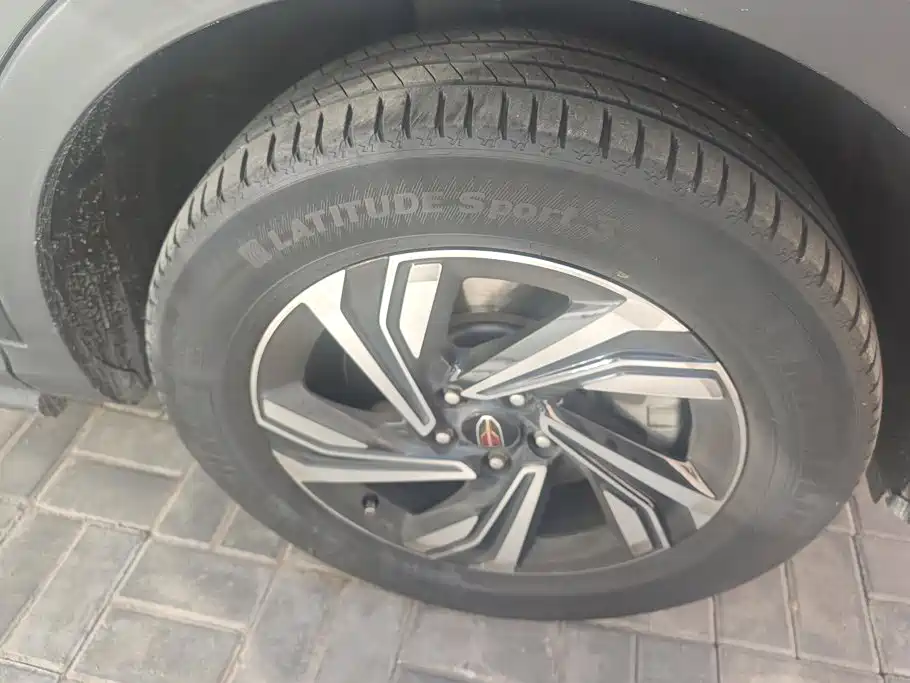 Hongqi Hongqi HS5 — миниатюра 6