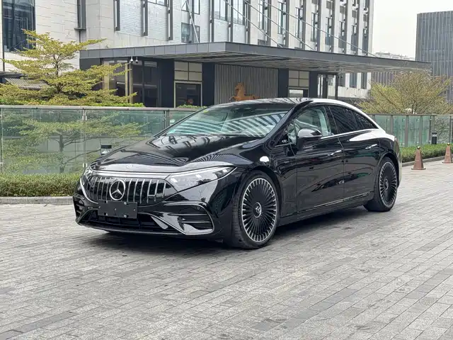 mercedes-benz eqs-amg