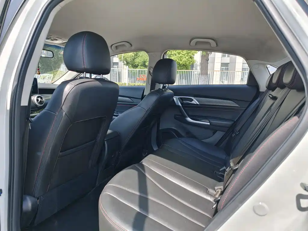BAIC EU5 2018 R500