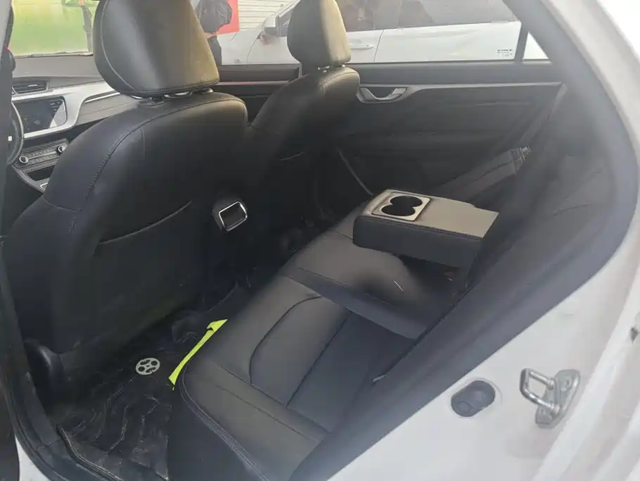 Geely Vision — миниатюра 11