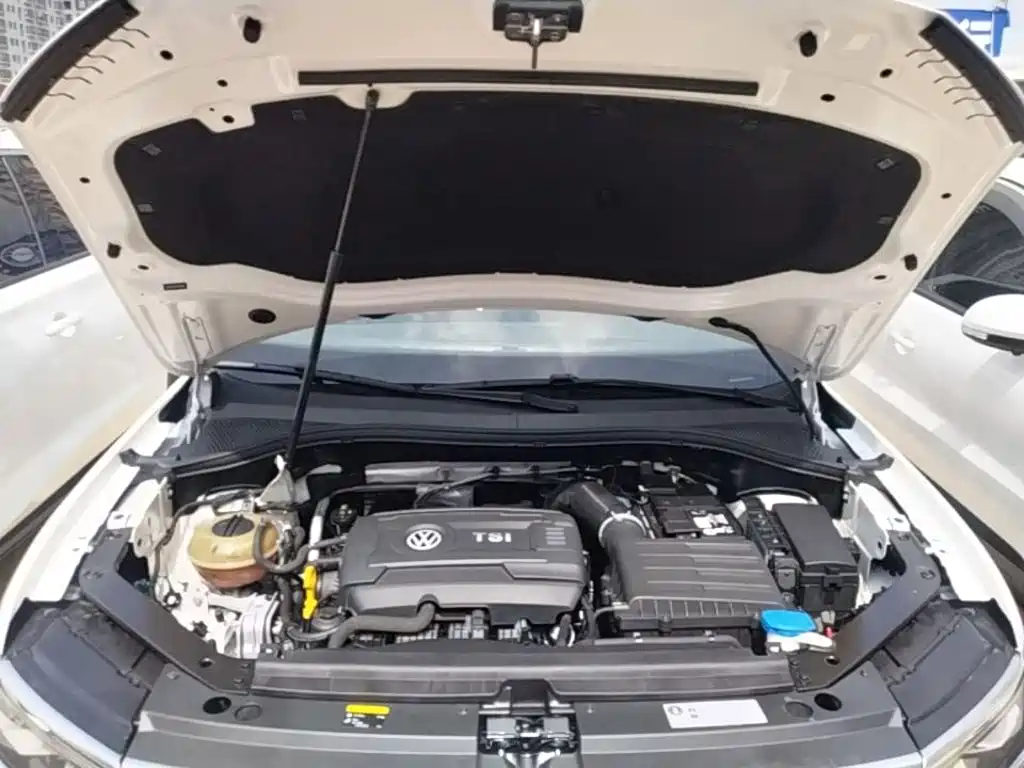 Volkswagen Tiguan L — миниатюра 20