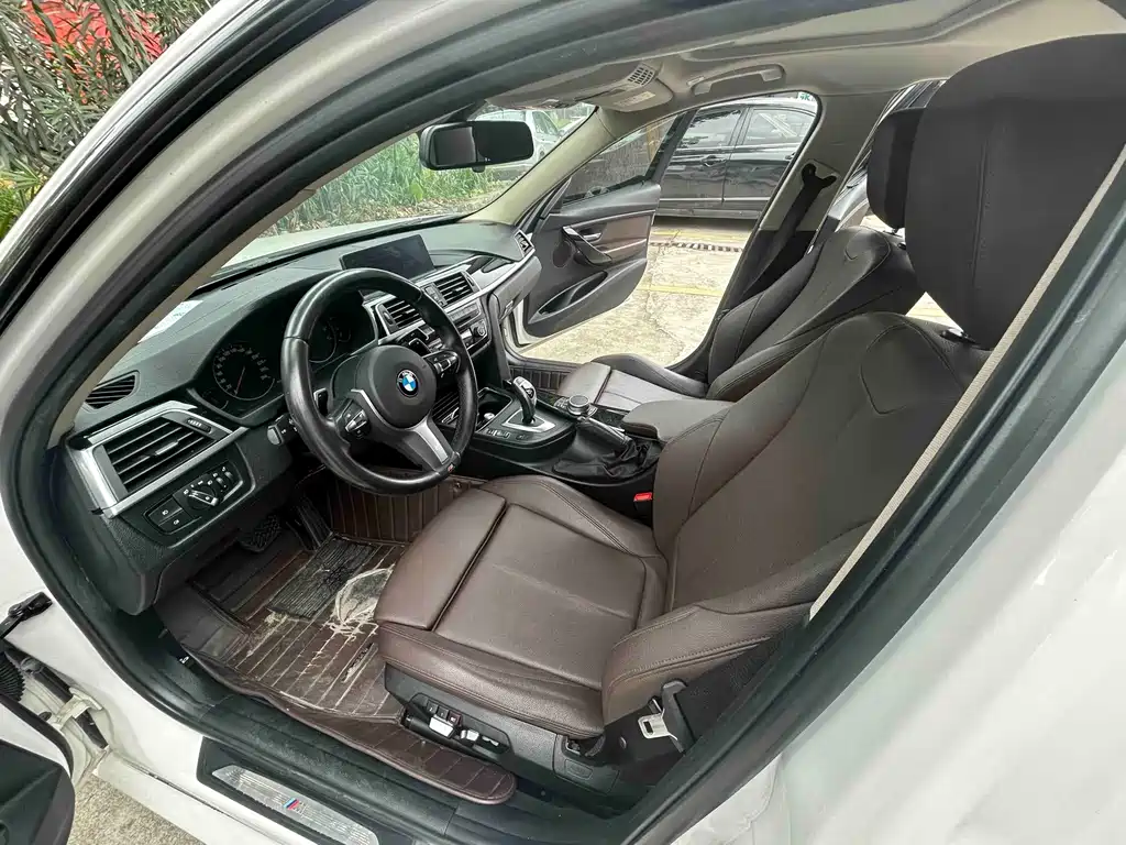 BMW 3 Series — миниатюра 14