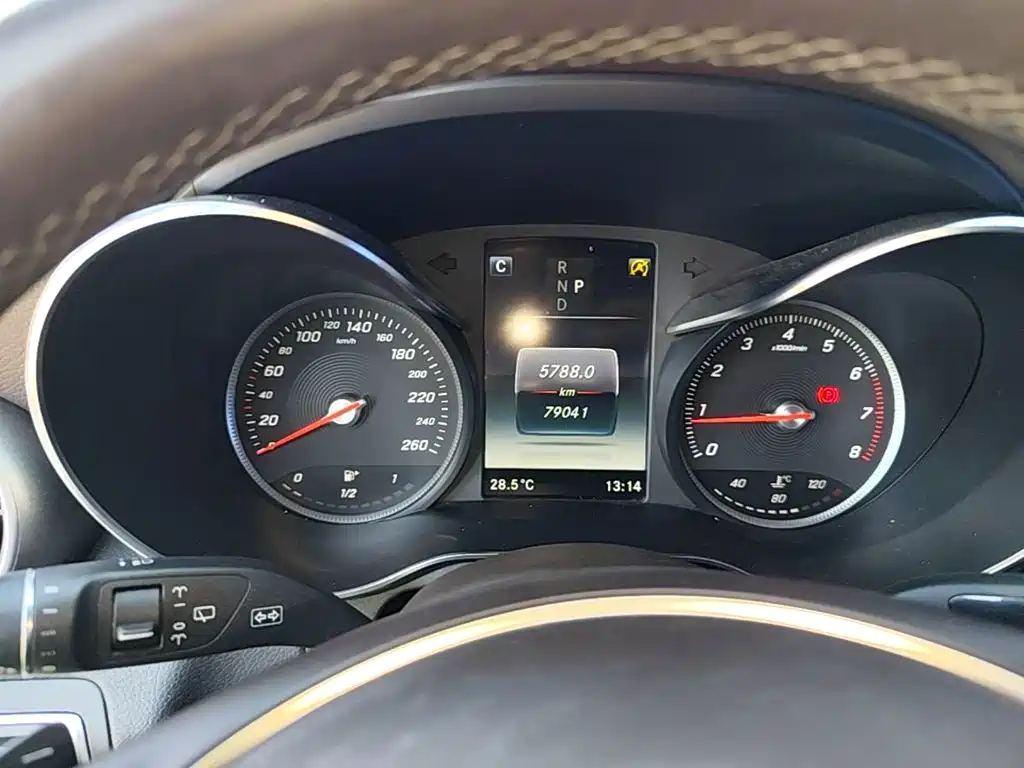 Mercedes-Benz GLC — миниатюра 16