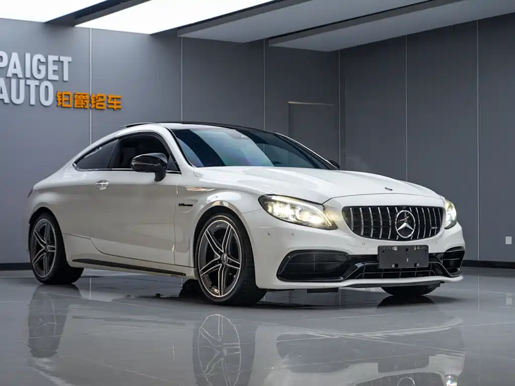 MERCEDES-BENZ C CLASS AMG