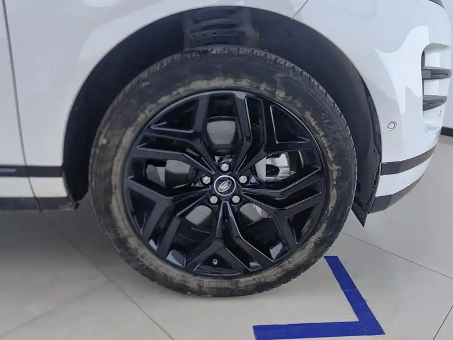 Land Rover Evoque — миниатюра 6