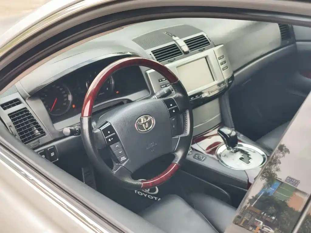 Toyota Reiz — миниатюра 16