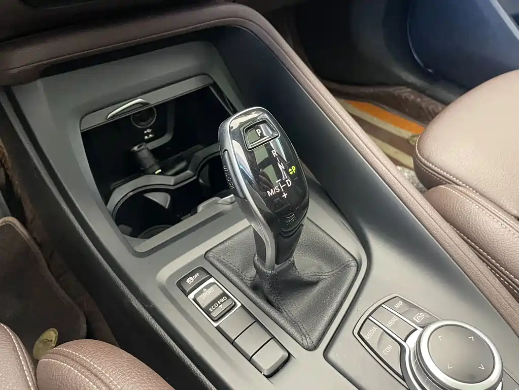 BMW X1 — миниатюра 15