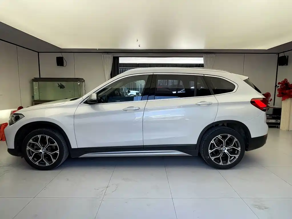 BMW X1 — миниатюра 3