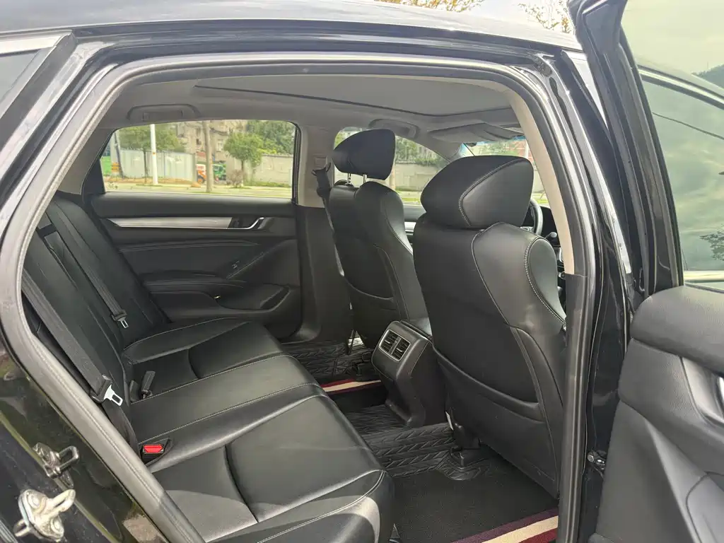 Honda Inspire — миниатюра 12