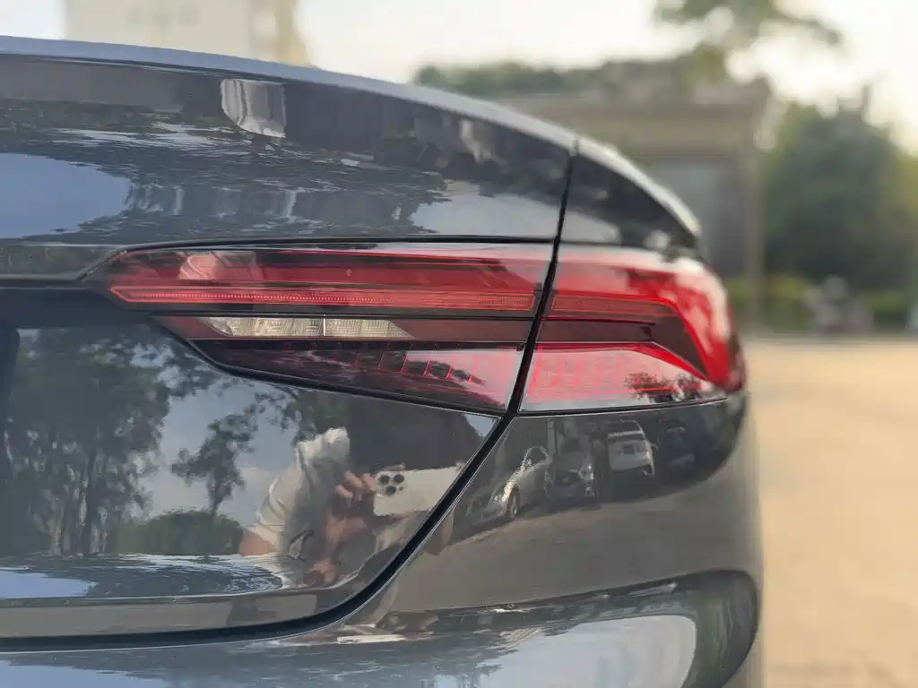 Audi A5 (Import) — миниатюра 13