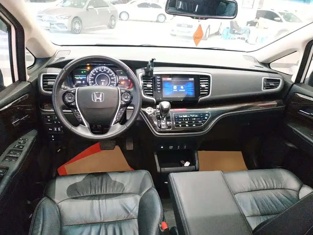 Honda Odyssey — миниатюра 10