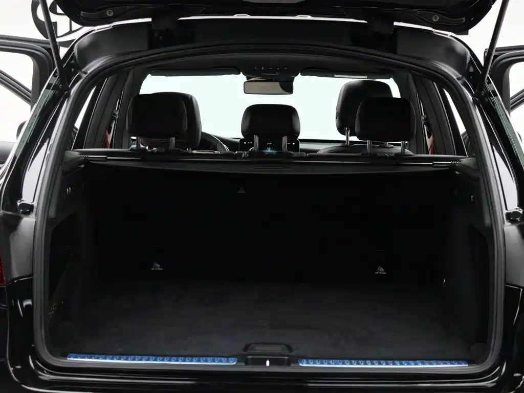 Mercedes-Benz GLC AMG — миниатюра 9