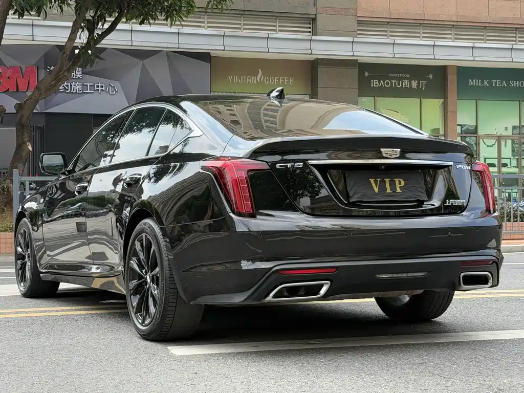 Cadillac CT5 — миниатюра 6