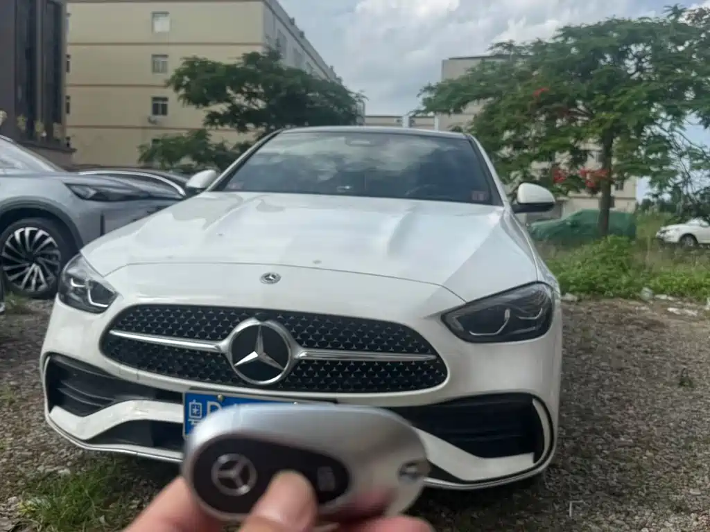 Mercedes-Benz C-Class 2023