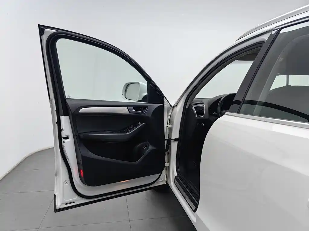Audi Q5 — миниатюра 8