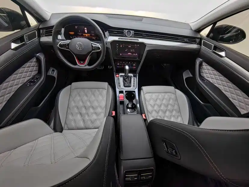Volkswagen Magotan 2023 200 330TSI DSG Lead