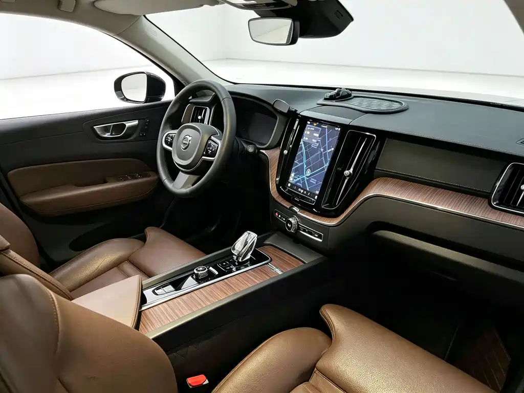 Volvo XC60 — миниатюра 3