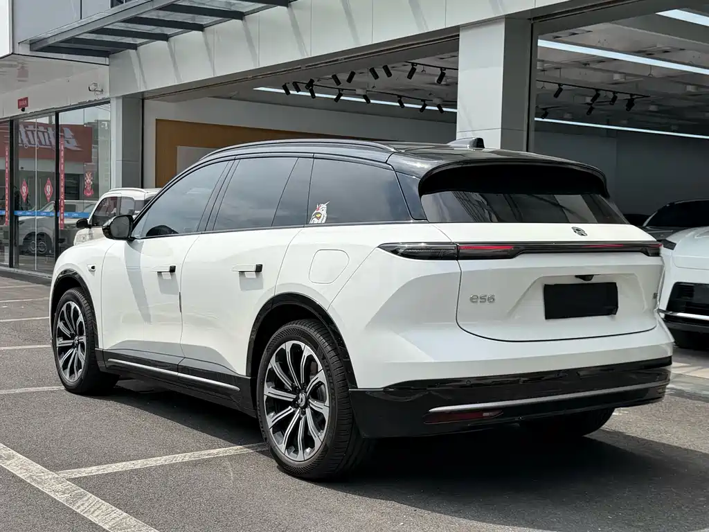 NIO ES6 — миниатюра 6