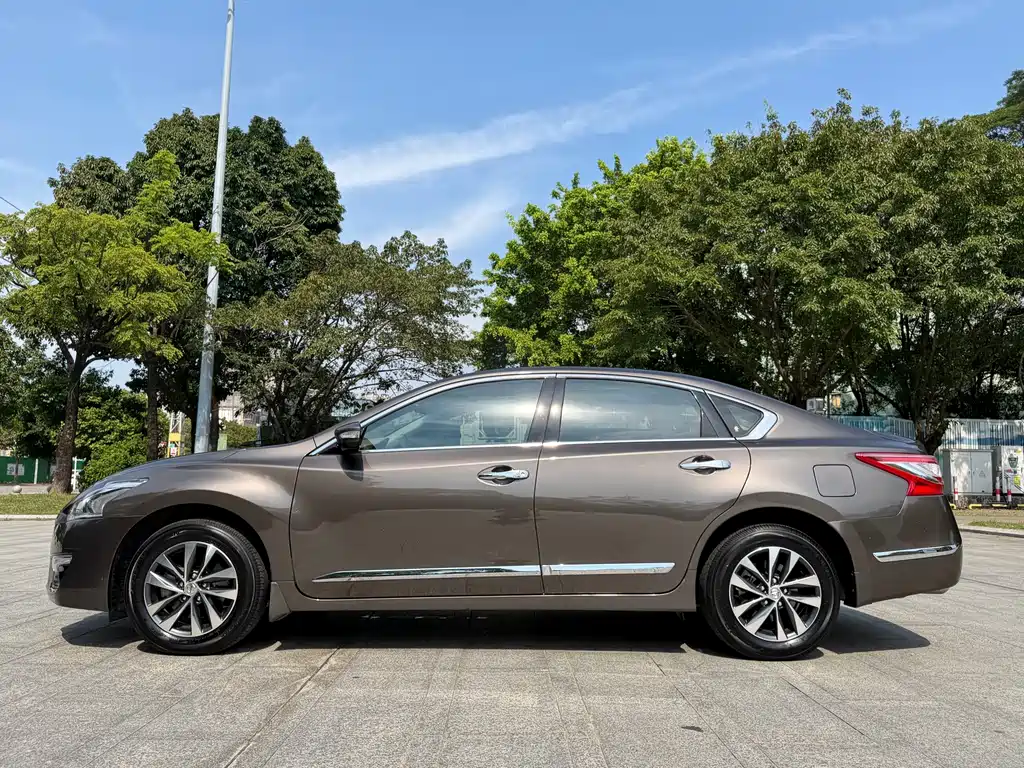 Nissan Teana — миниатюра 9
