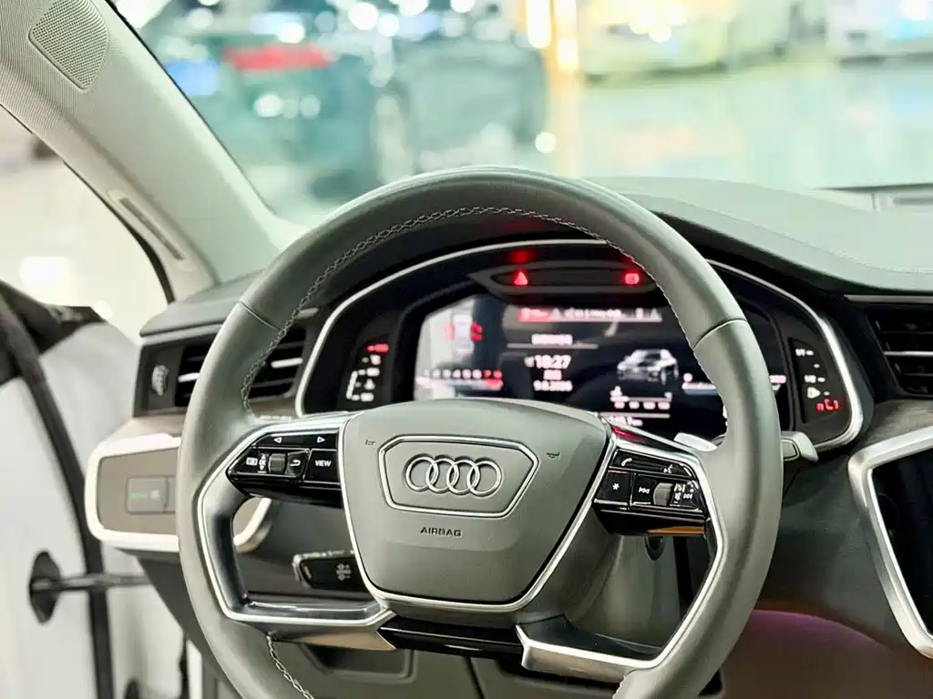 Audi A7L — миниатюра 6