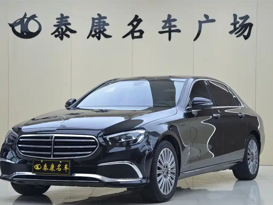 Mercedes-Benz E-Class 2023