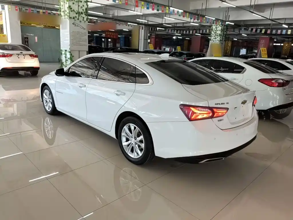 Chevrolet Malibu XL — миниатюра 5