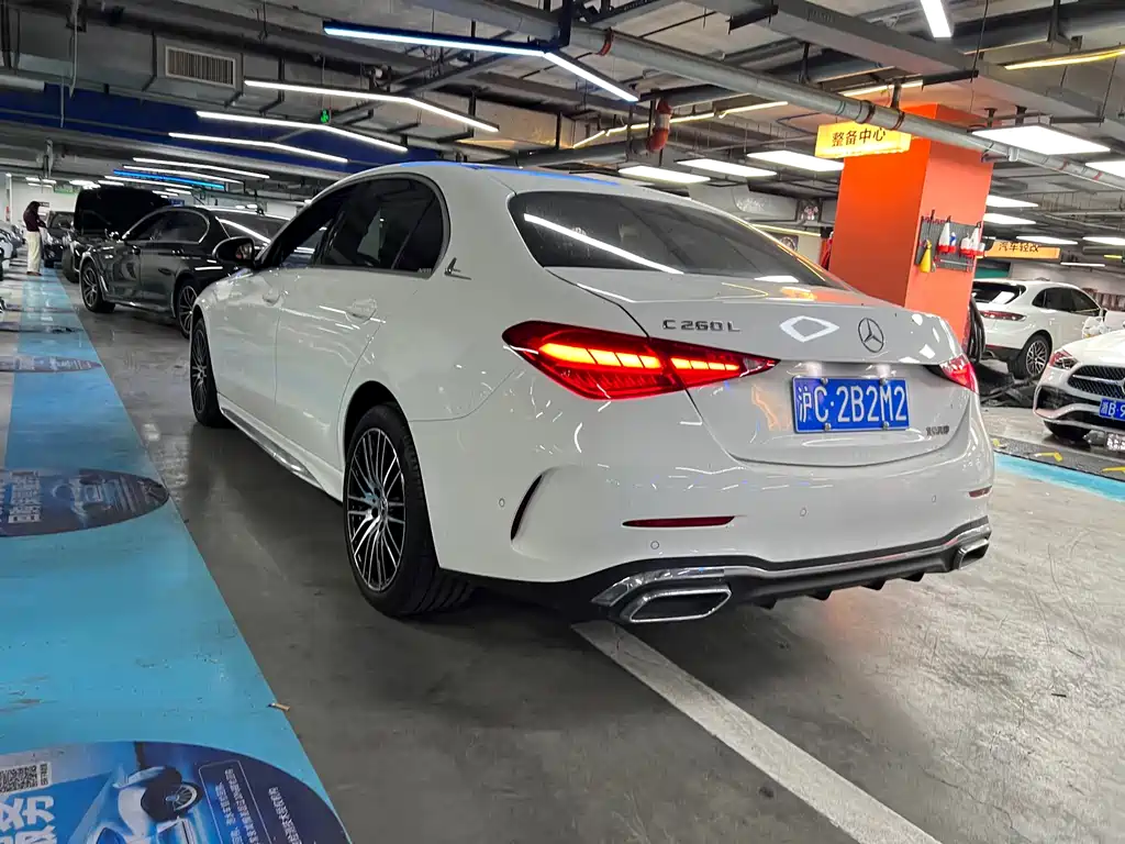Mercedes-Benz C-Class — миниатюра 17