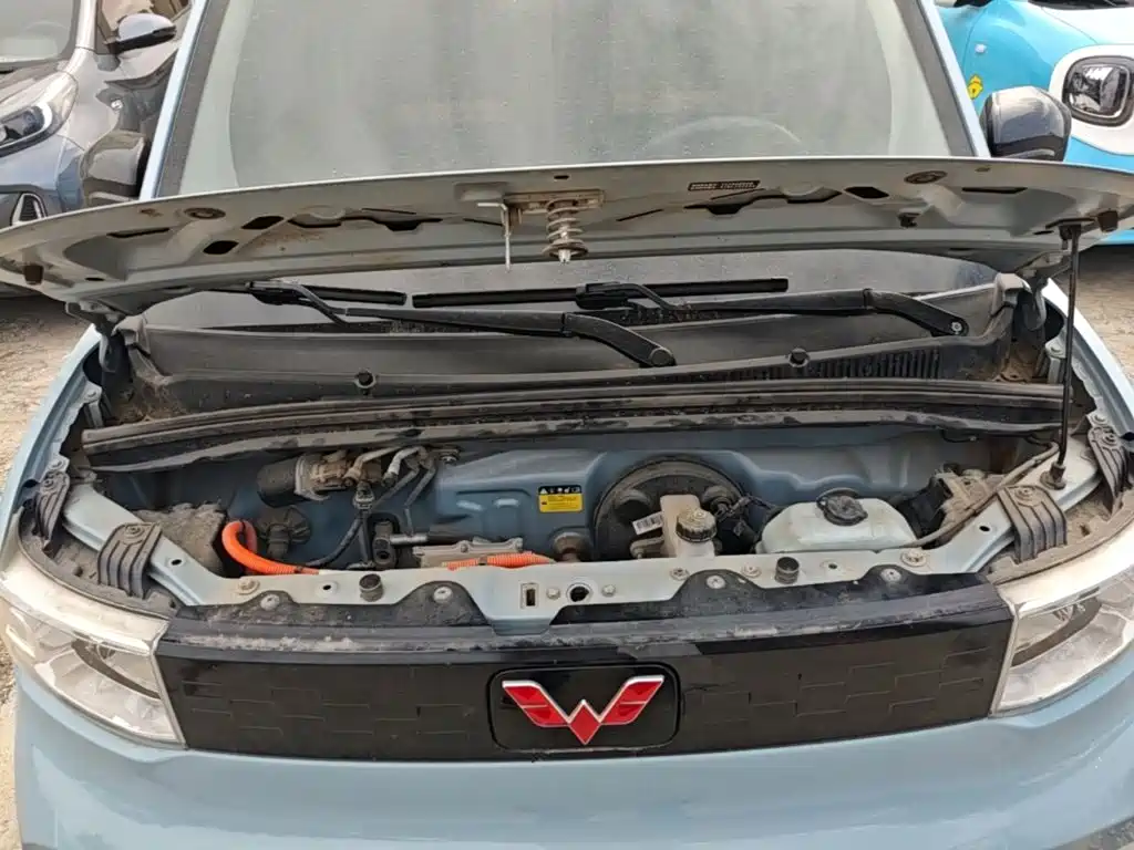 Wuling MINIEV — миниатюра 20