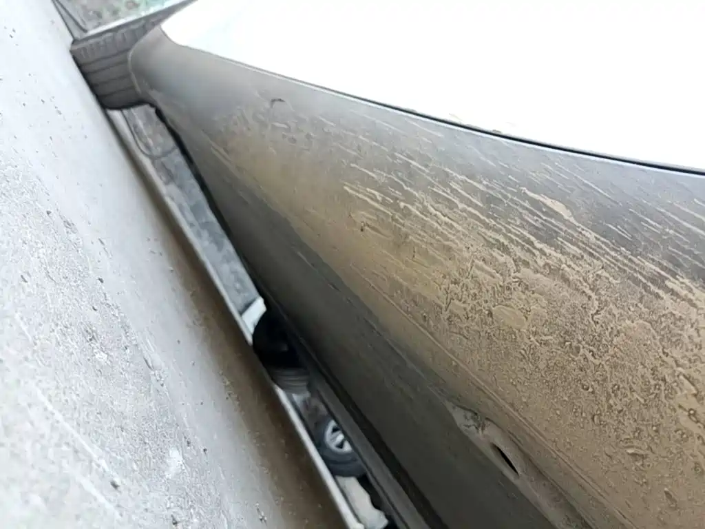 Tesla Model Y — миниатюра 21