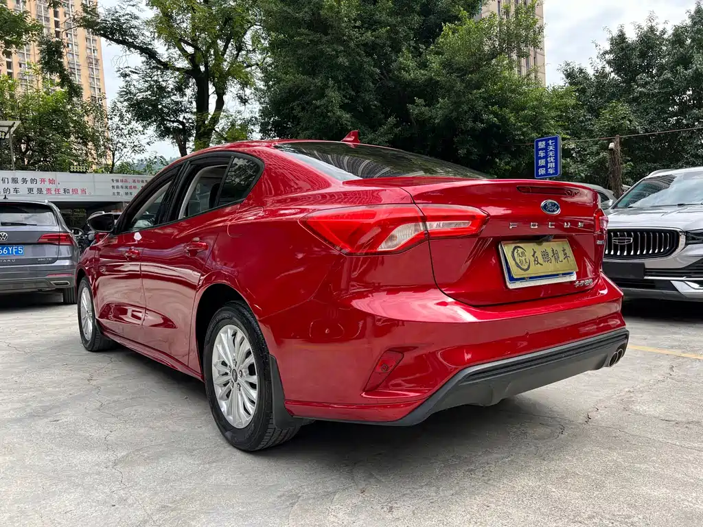 Ford Focus — миниатюра 18