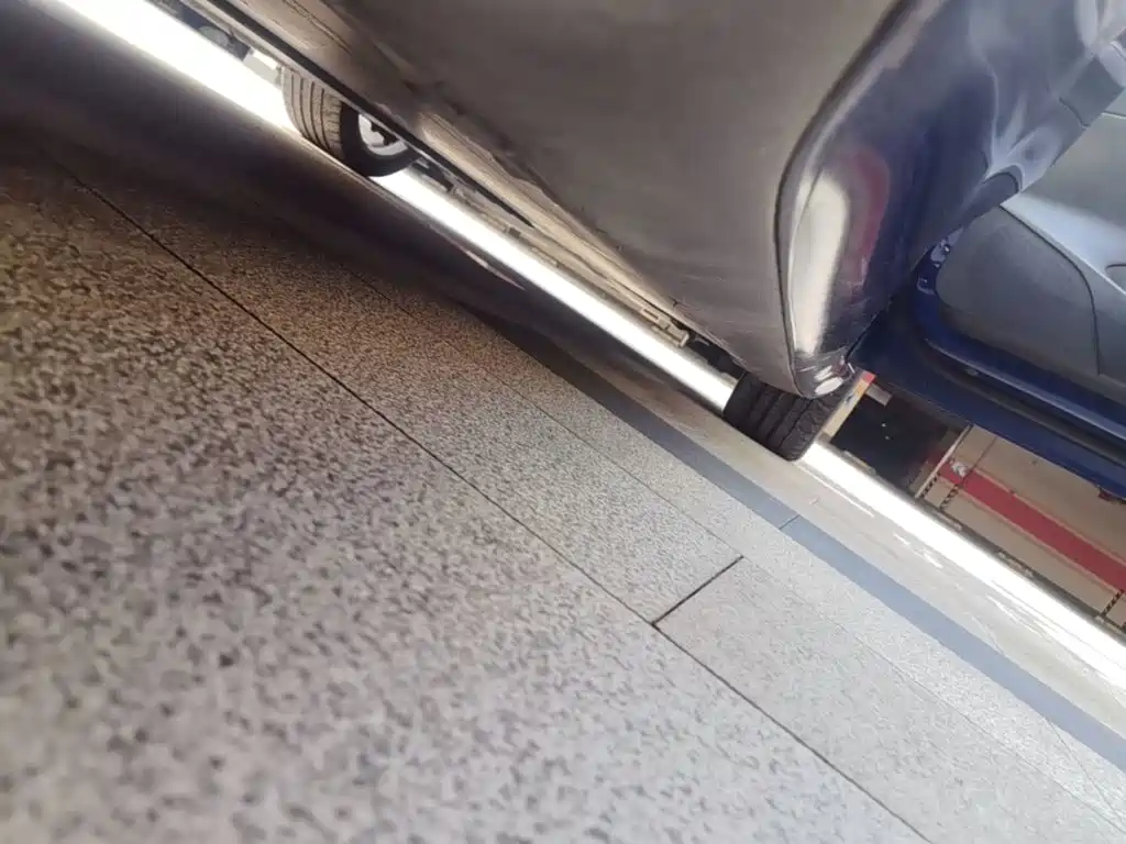Tesla Model 3 — миниатюра 21