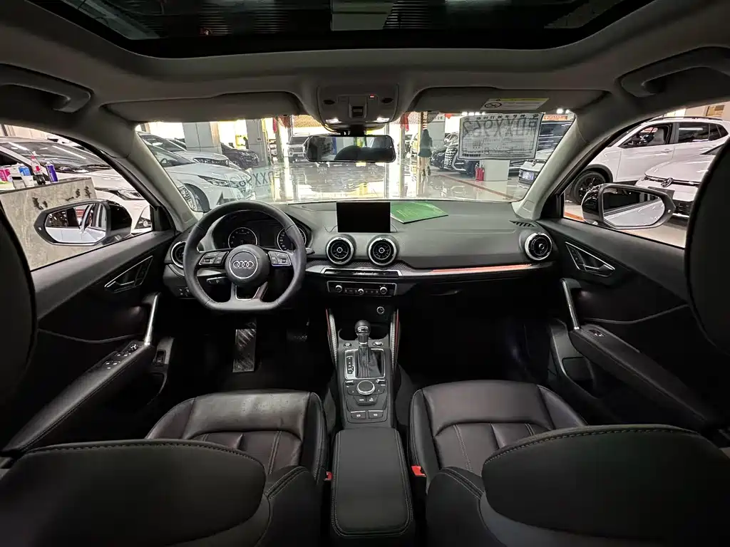 Audi Q2L — миниатюра 4