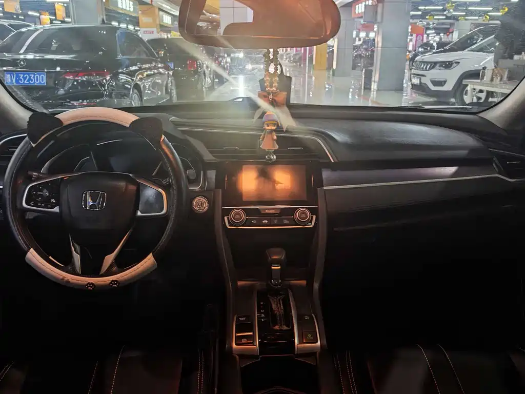 Honda Civic — миниатюра 6