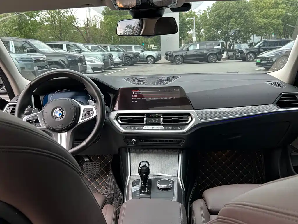 BMW 3 Series — миниатюра 7