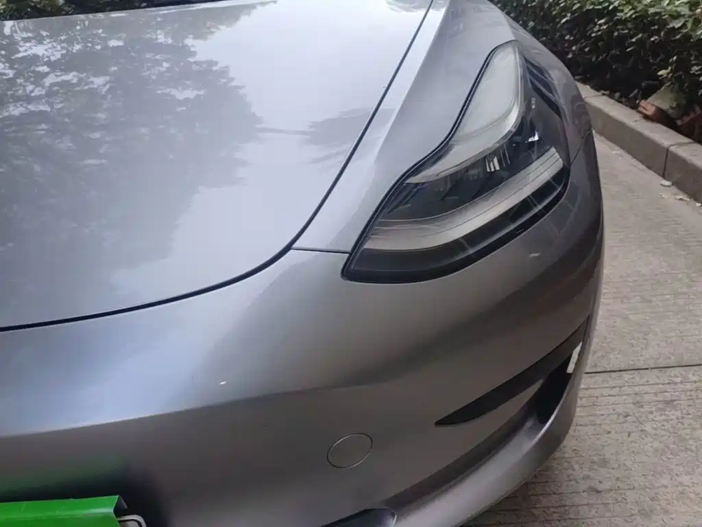 Tesla Model 3 — миниатюра 24