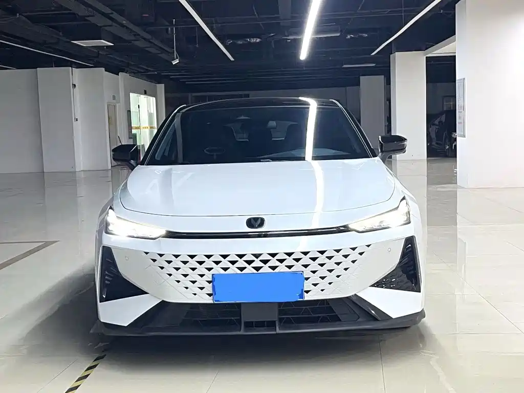 Changan UNI-V — миниатюра 2