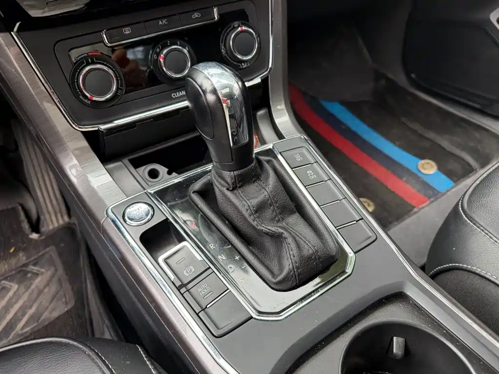 Volkswagen Passat — миниатюра 9