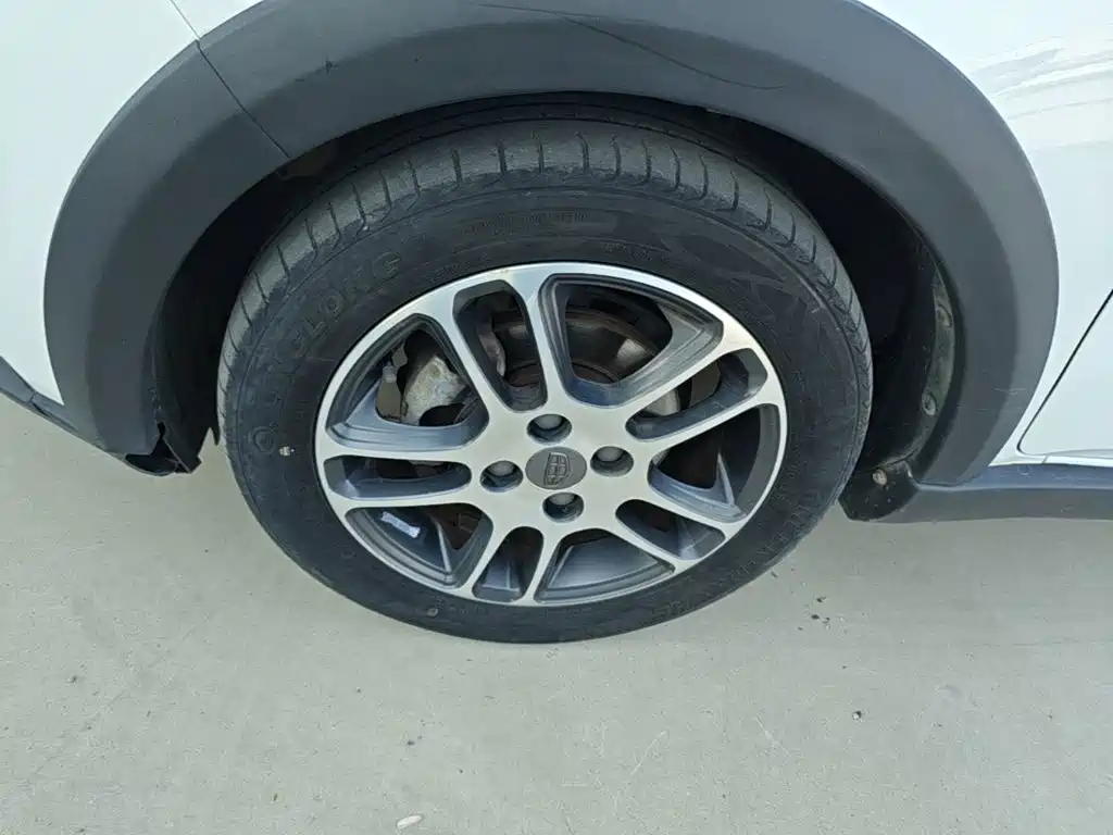 Geely Vision X1 — миниатюра 23