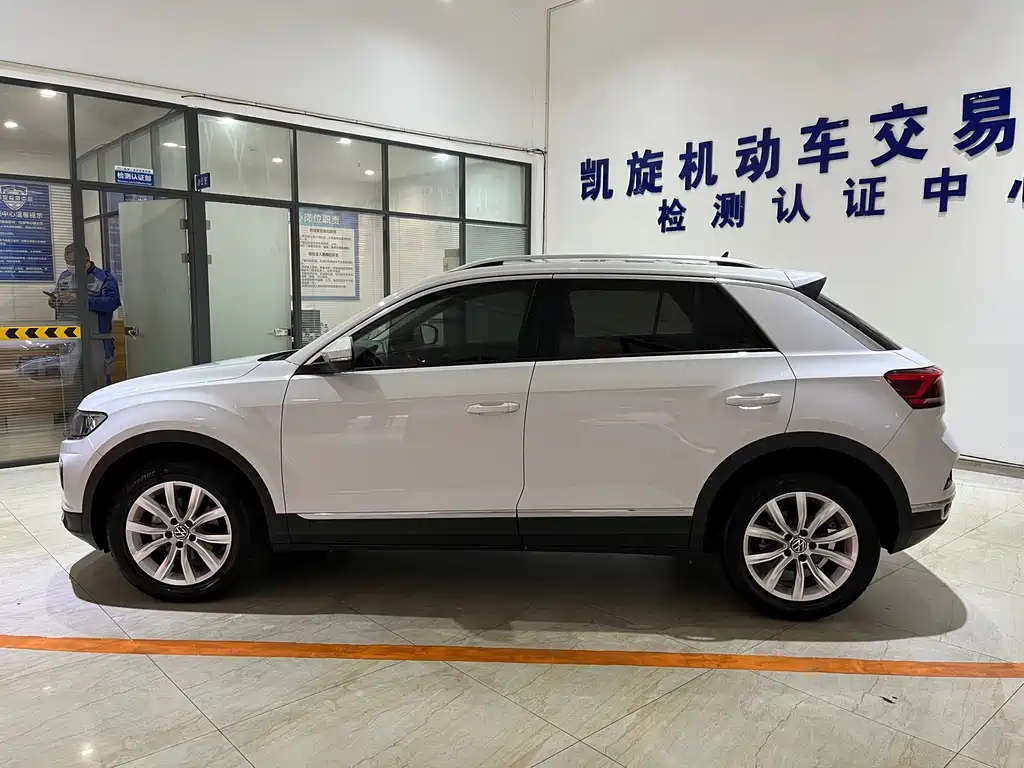 VOLKSWAGEN T ROC EXPLORING SONGS