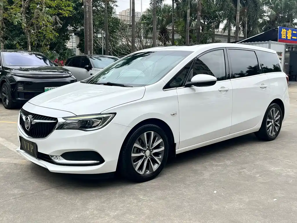Buick GL6 2019