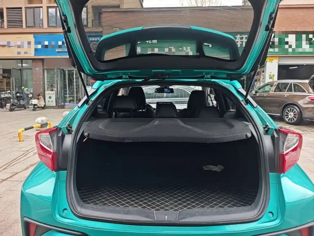 Toyota C-HR — миниатюра 19