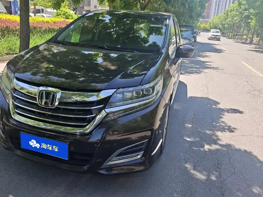 Honda Elysion 2016