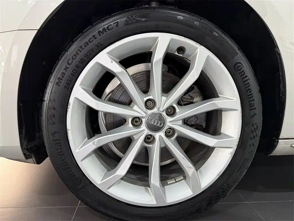 Audi A4L — миниатюра 13