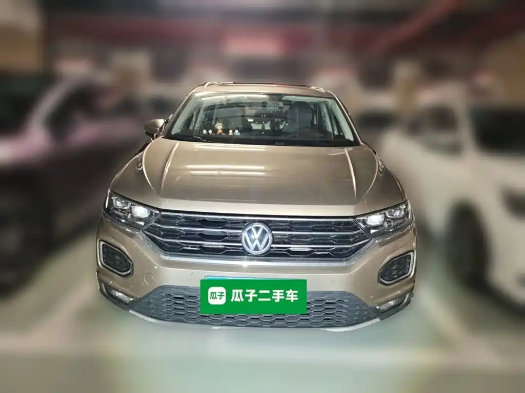 Volkswagen T-Roc — миниатюра 2