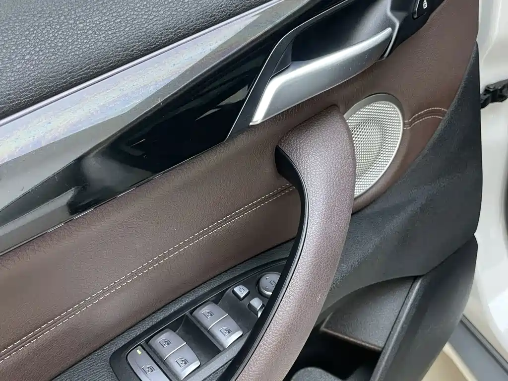 BMW X2 — миниатюра 10