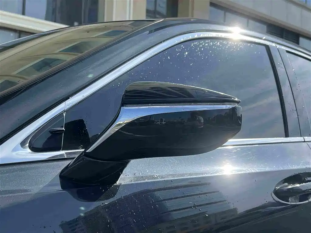 Lexus ES — миниатюра 12