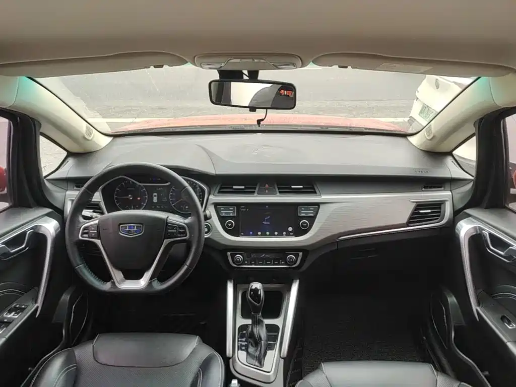 Geely Vision X3 — миниатюра 10